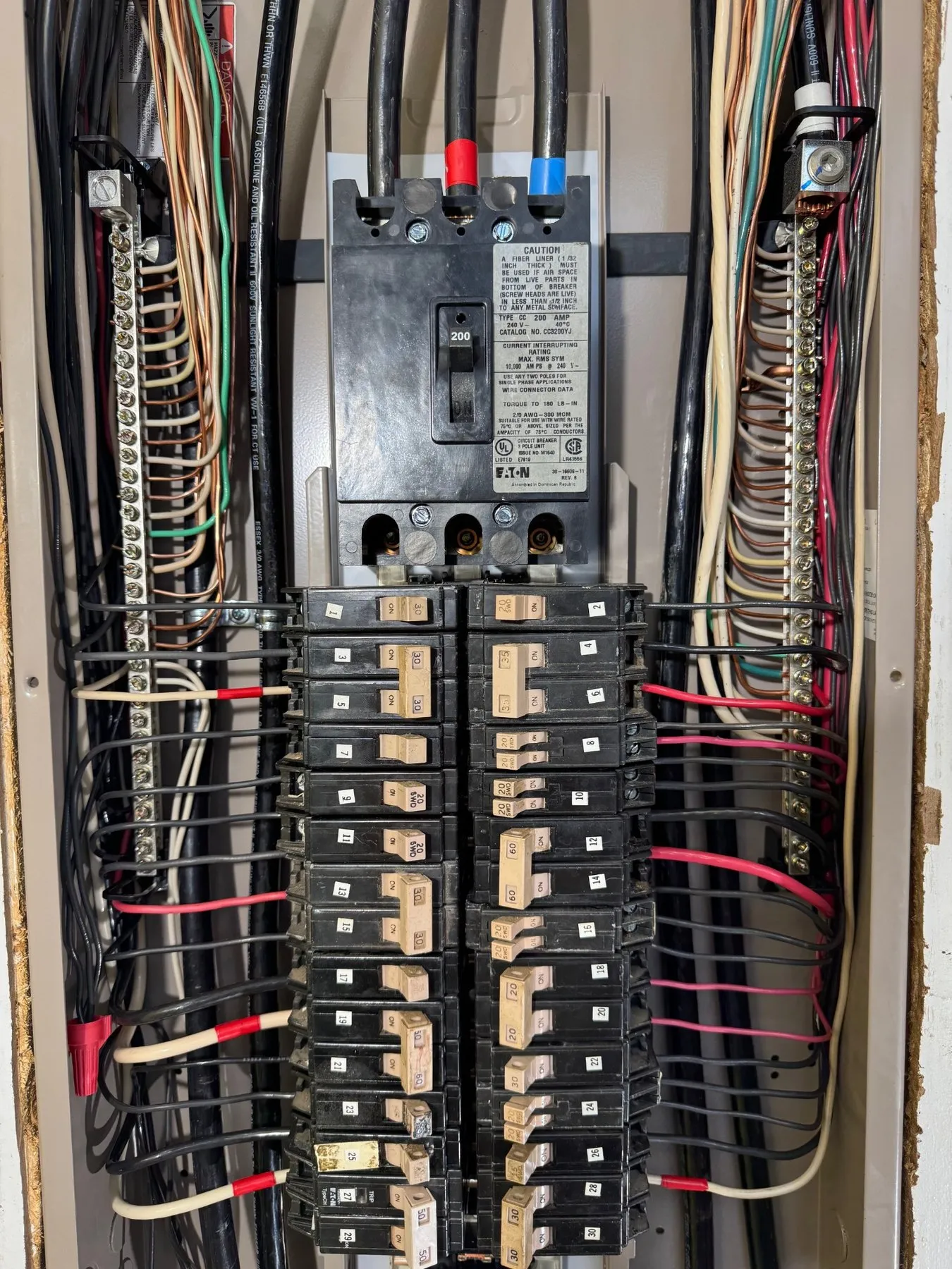 200 amp main breaker panel with neatly dressed wiring